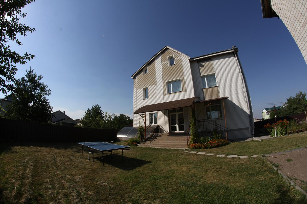 Uyut Hotel Czernihów Zewnętrze zdjęcie